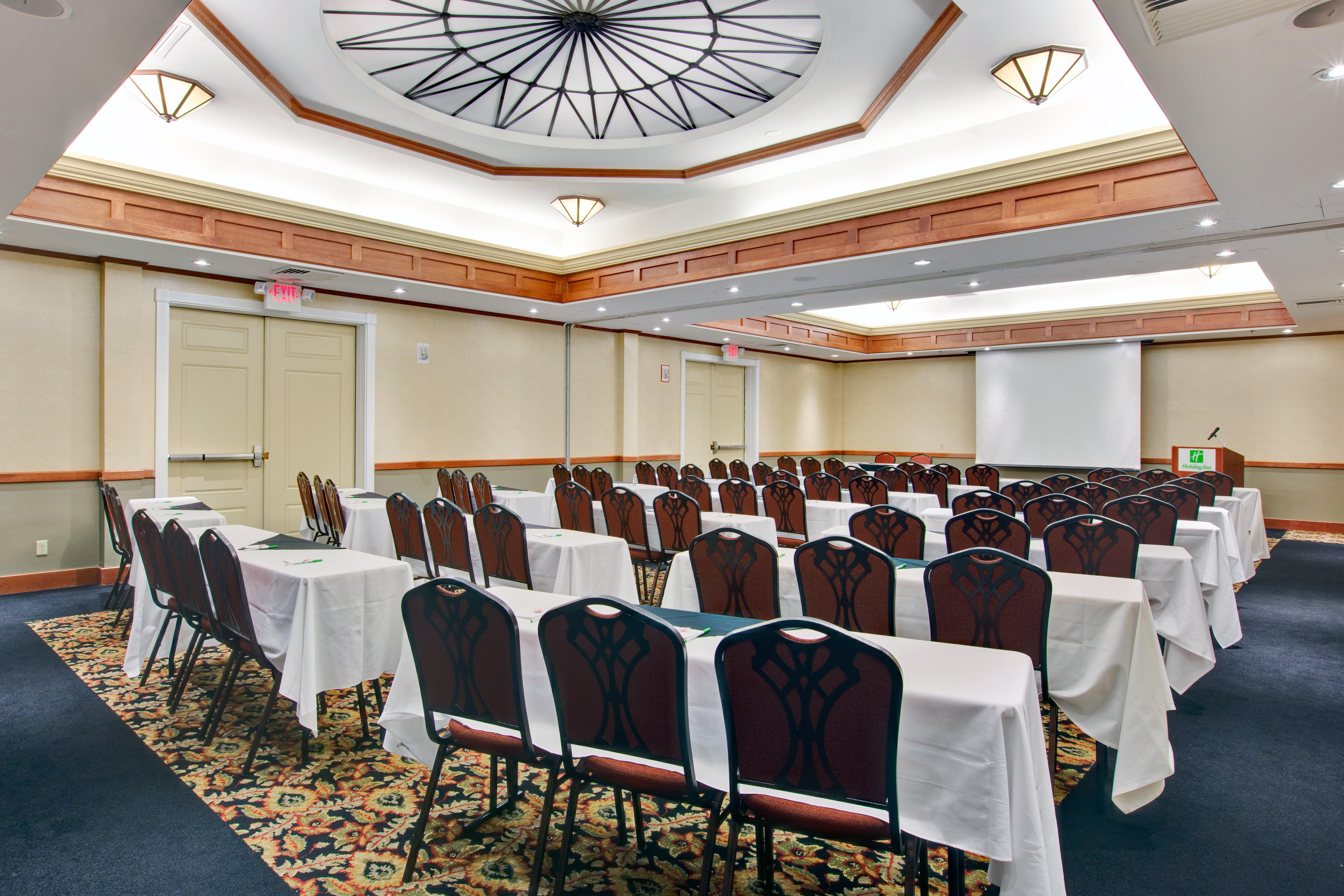 Holiday Inn South Burlington, An Ihg Hotel Экстерьер фото