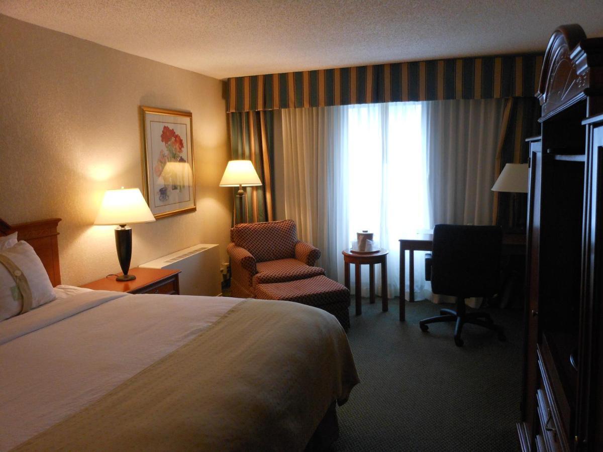 Holiday Inn South Burlington, An Ihg Hotel Номер фото