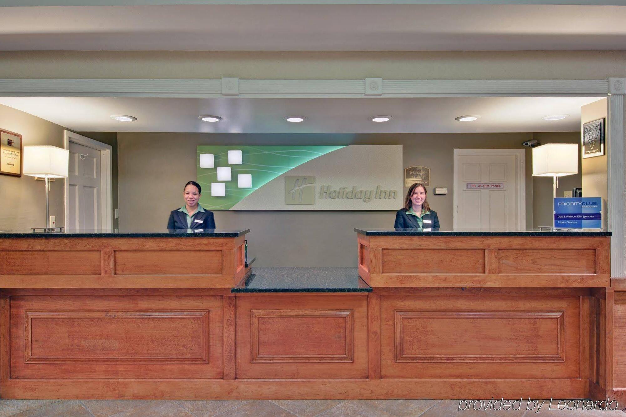 Holiday Inn South Burlington, An Ihg Hotel Экстерьер фото